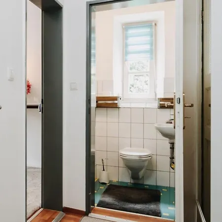 Apartamento Privat-gaestezimmer La-villa-feeling